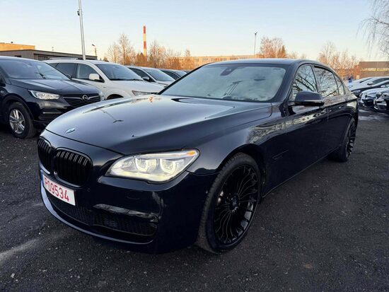 BMW 750i Long (2014M.)