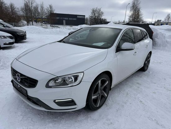 VOLVO V60 (2013M.)