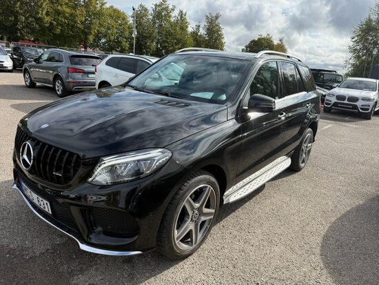 Mercedes Benz GLE350 2016m.