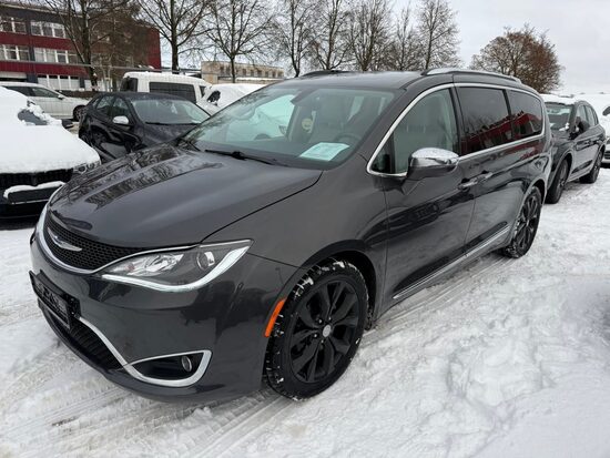 Chrysler Pacifica 2018m.