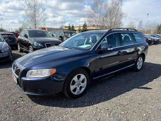 Volvo V70 2010m.