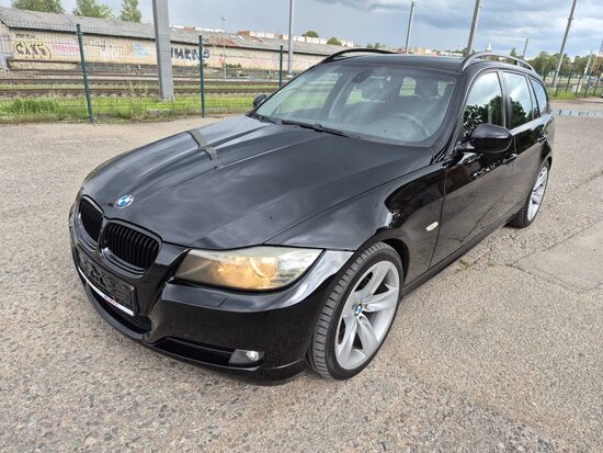 BMW 318d 2009m.
