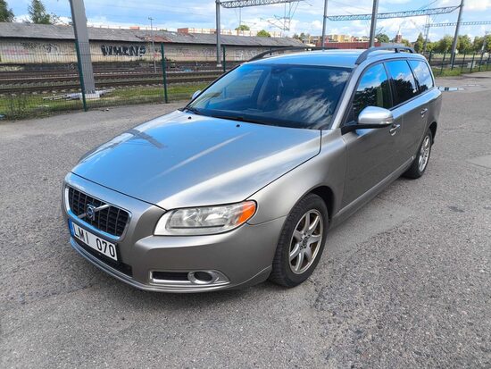 Volvo V70 (2008 m.)