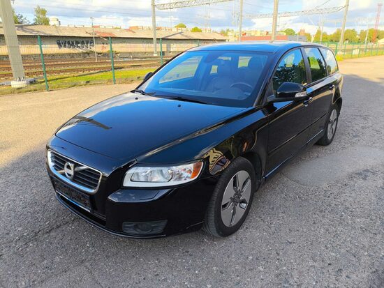 Volvo V50 2011 m.