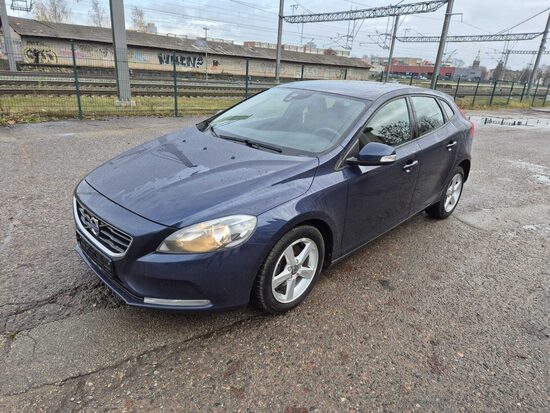 Volvo V40 2015 m.