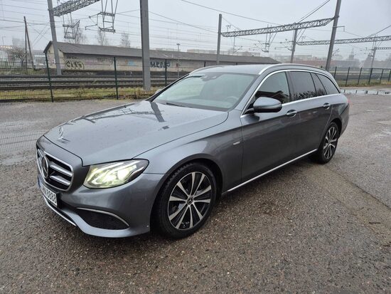 Mercedes E300D 2019 m.