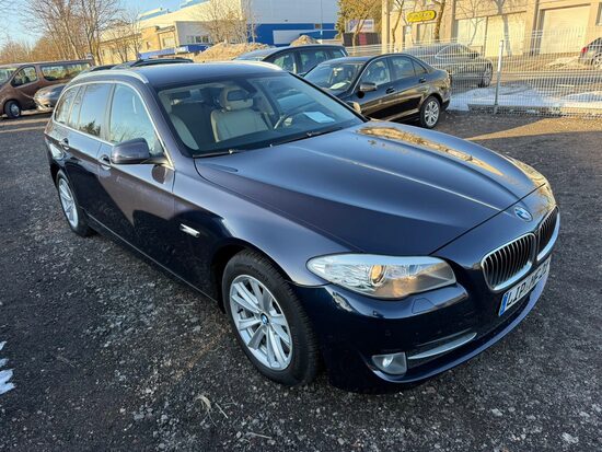 BMW520d 2013m.