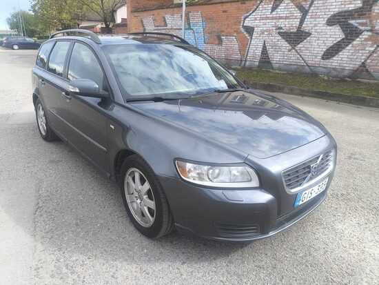 Volvo V50
