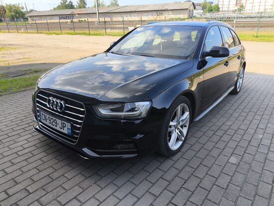 AUDI A4 S-LINE