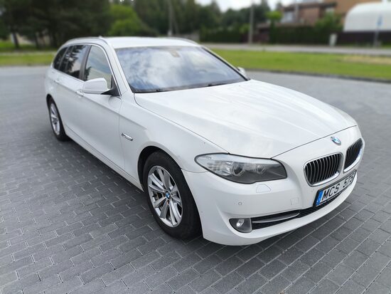 BMW 520D 2011 m.