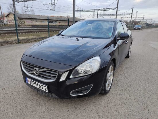 Volvo S60 2010-11  m.