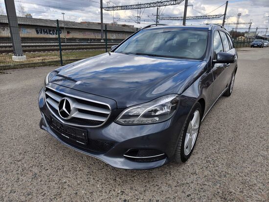 Mercedes E220 CDI 2013 m.