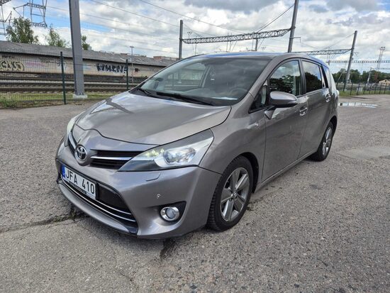 Toyota Verso (2014-08 m.)